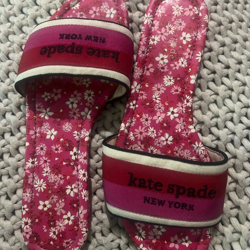 Kate spade beautiful sandals -slides.